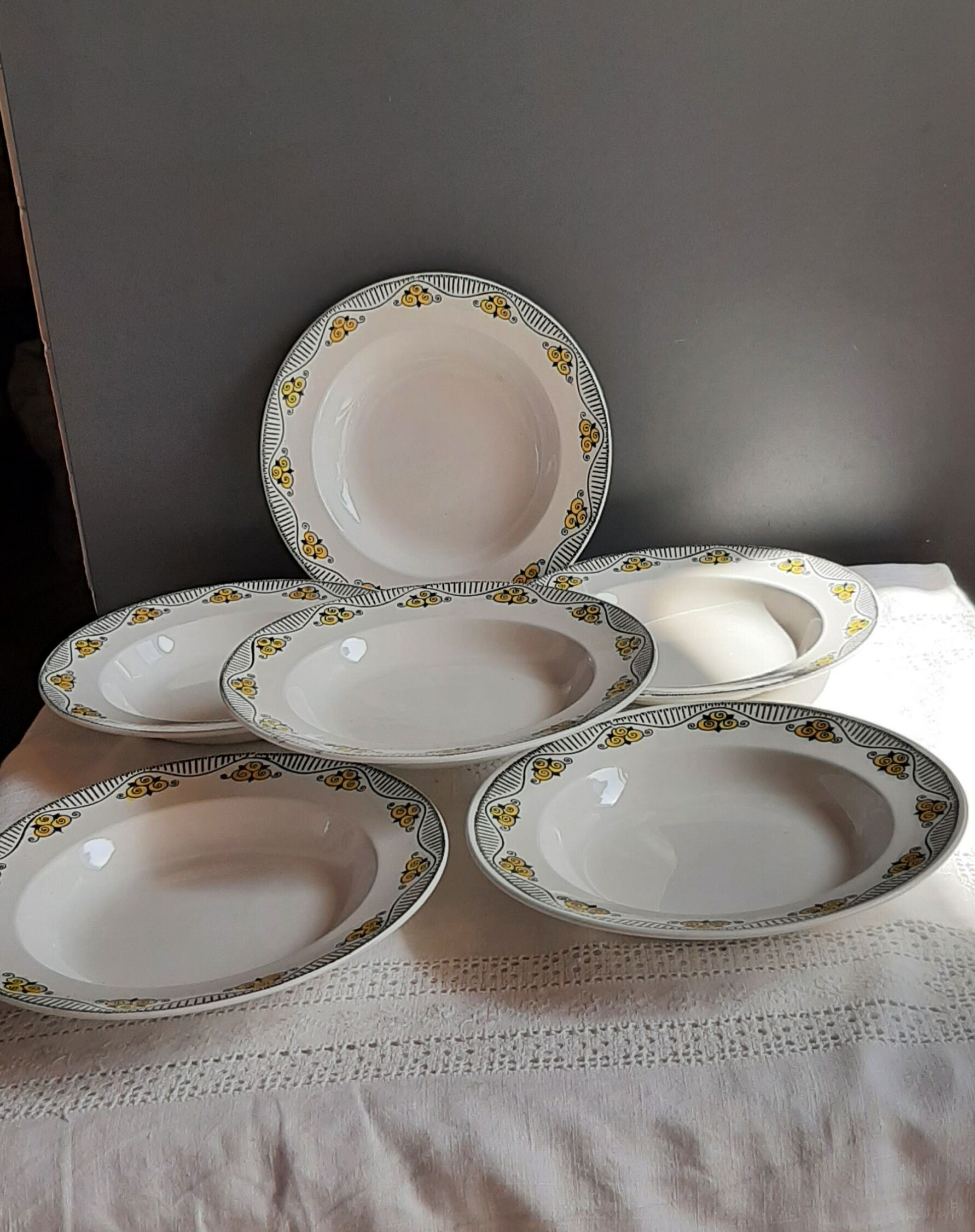 Villeroy & Boch deep plates