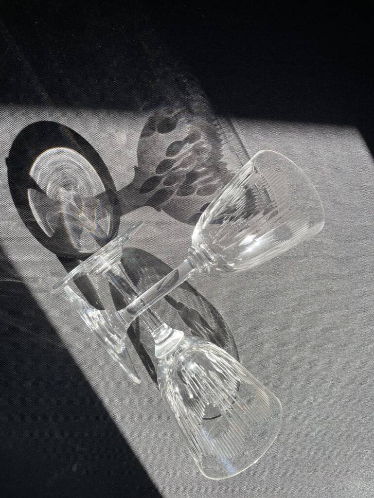 6 Baccarat wine glasses Molière service