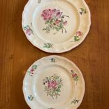 Set of 2 decorative floral plates