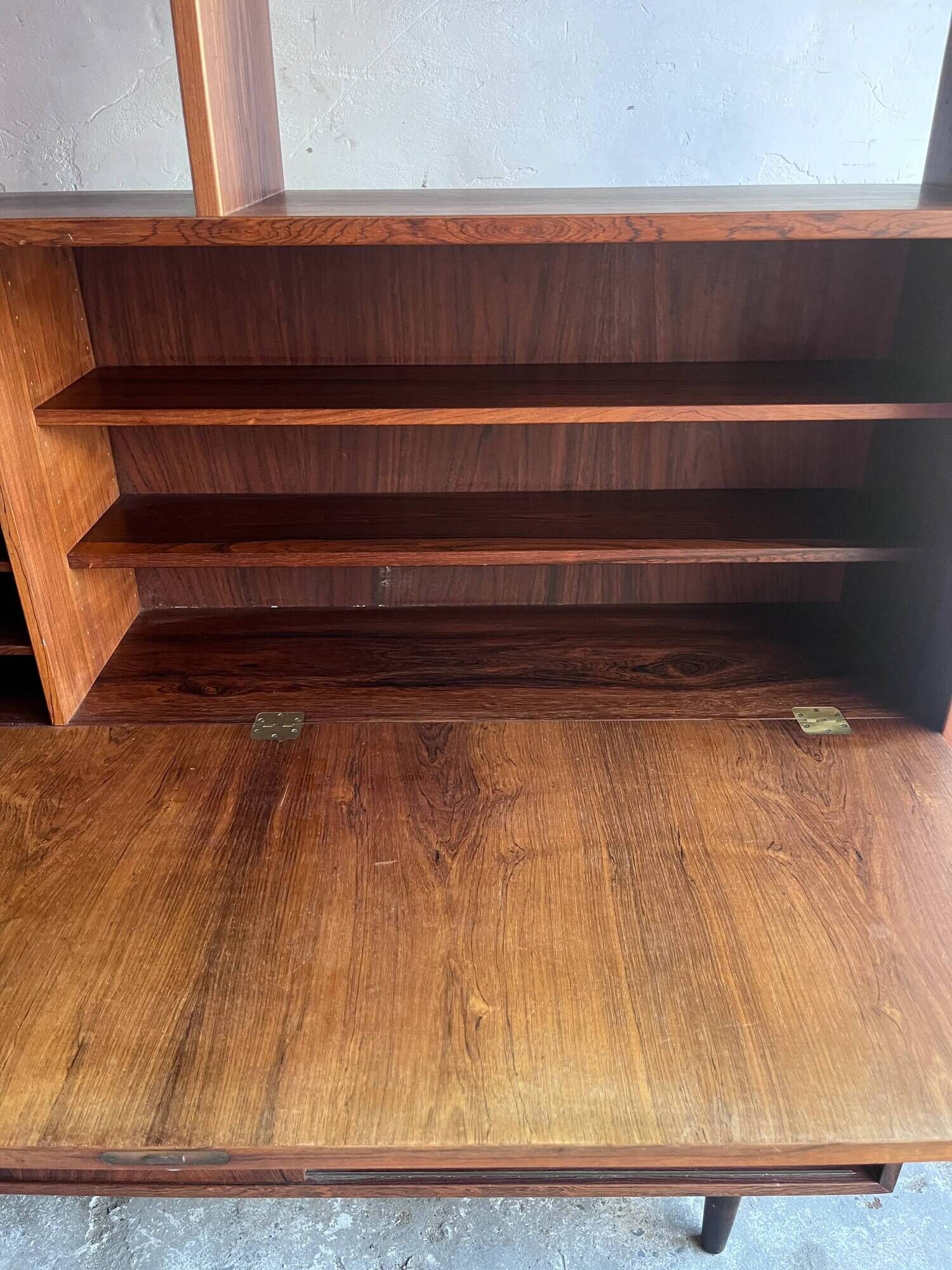 Secretary library model HU-9 in rosewood by Poul Hundevad, Denmark, 1960s.