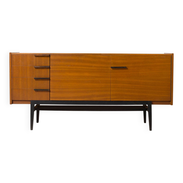 Buffet des années 60 par Frantisek Mezulanik, Tchécoslovaquie.
