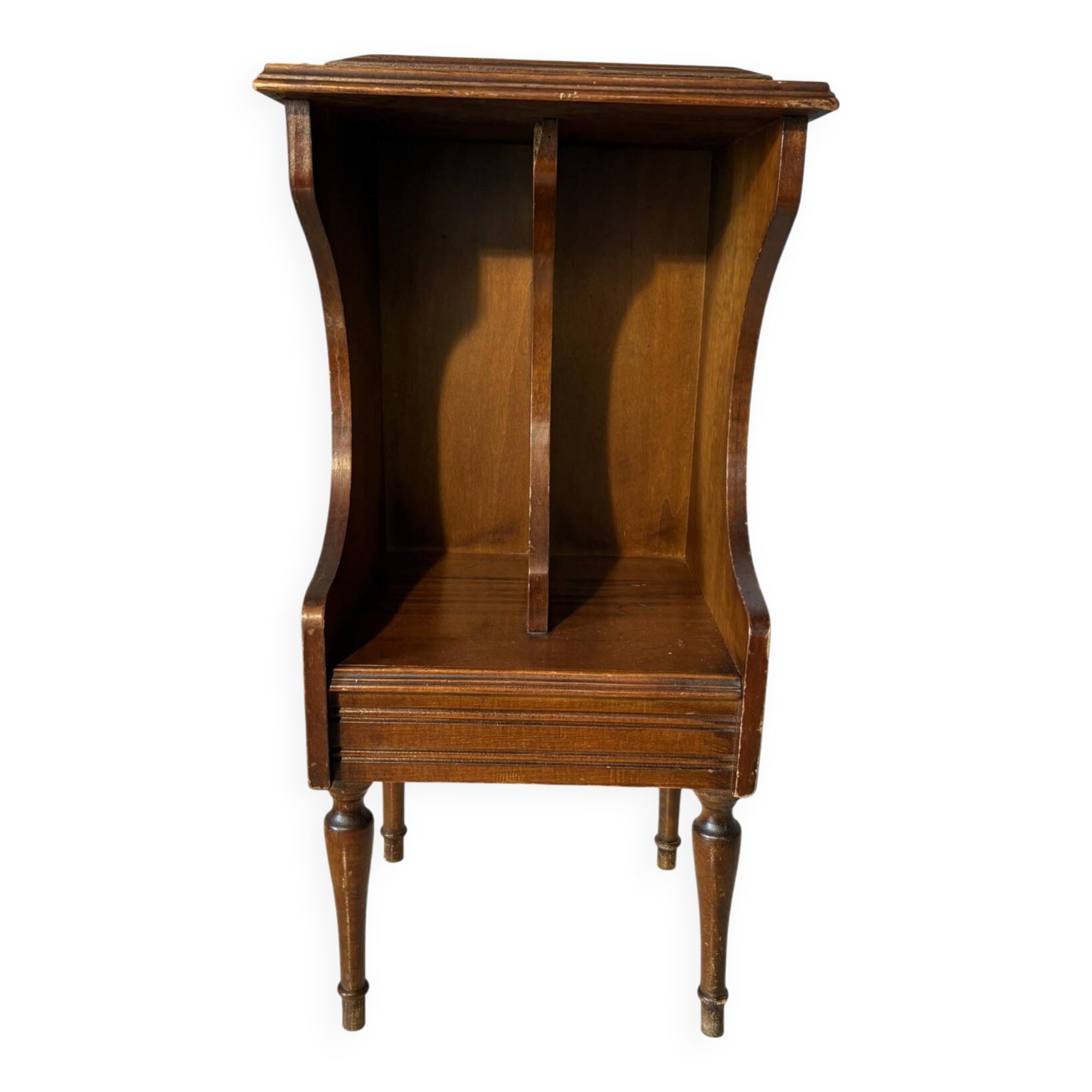 Vintage wooden magazine rack – curved lines and tapered legs