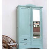 Armoire parisienne