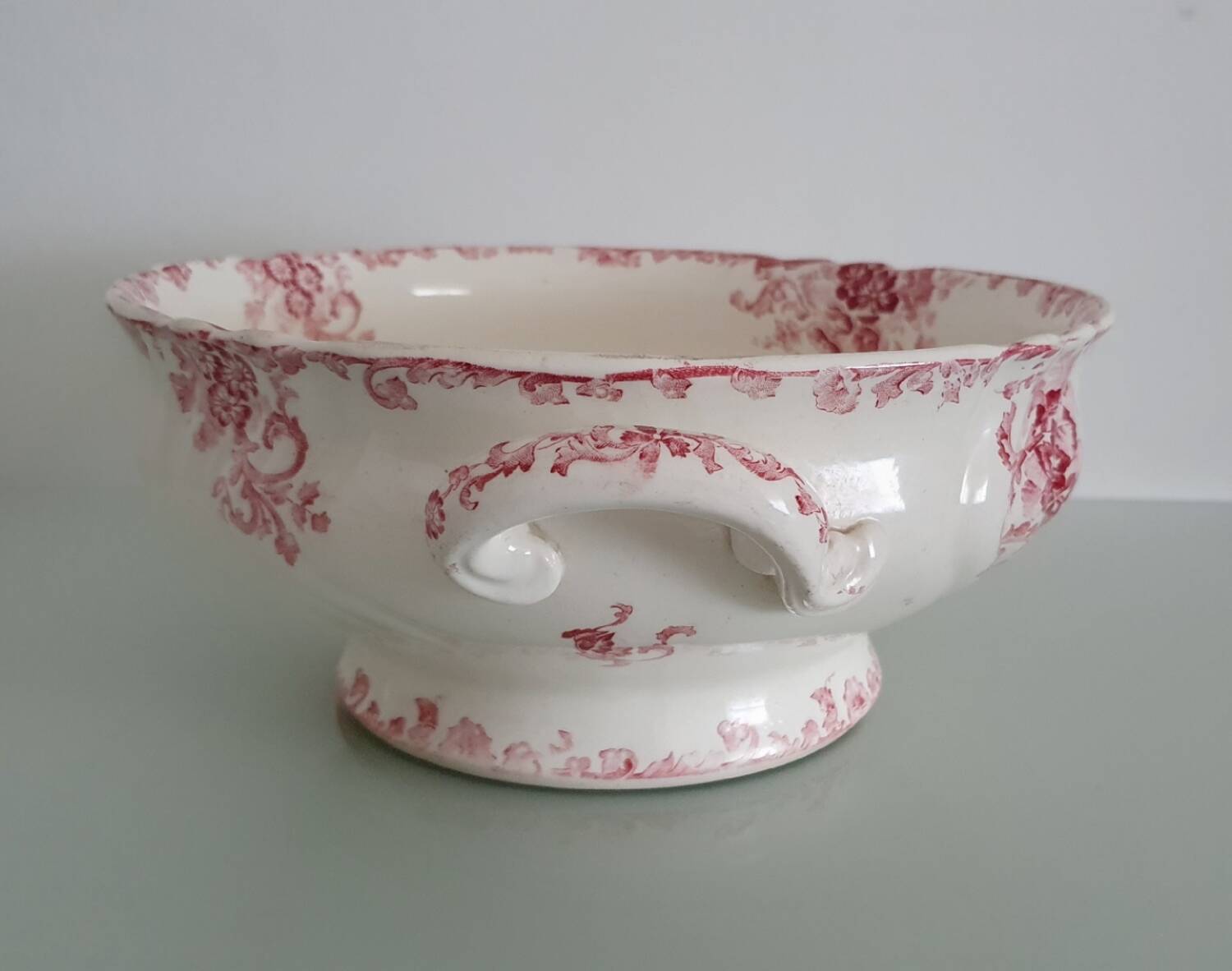 Large salad bowl, Longwy Enamels, Beauvais model - 1930s