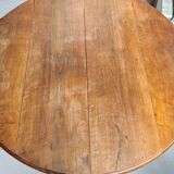 6-foot round table
