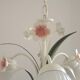 Lustre vintage 3 feux en métal rose et blanc et verre formant des fleurs, France