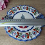 Assiette en forme de poisson avec bretonne les Sables d'Olonne Vintage