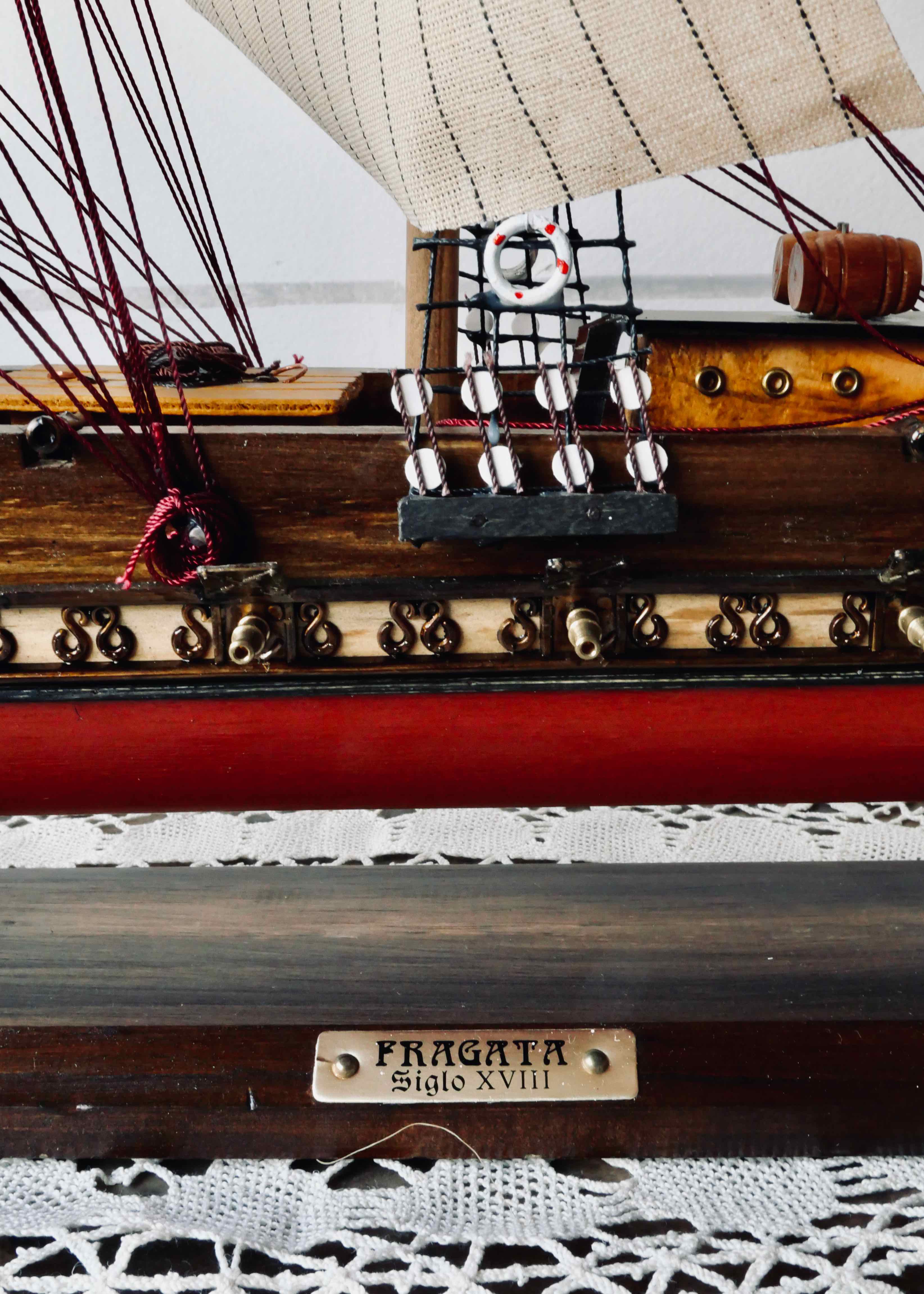 Model ship fragata siglo XVIII
