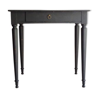 Old wooden table - boarding office High School Sisters