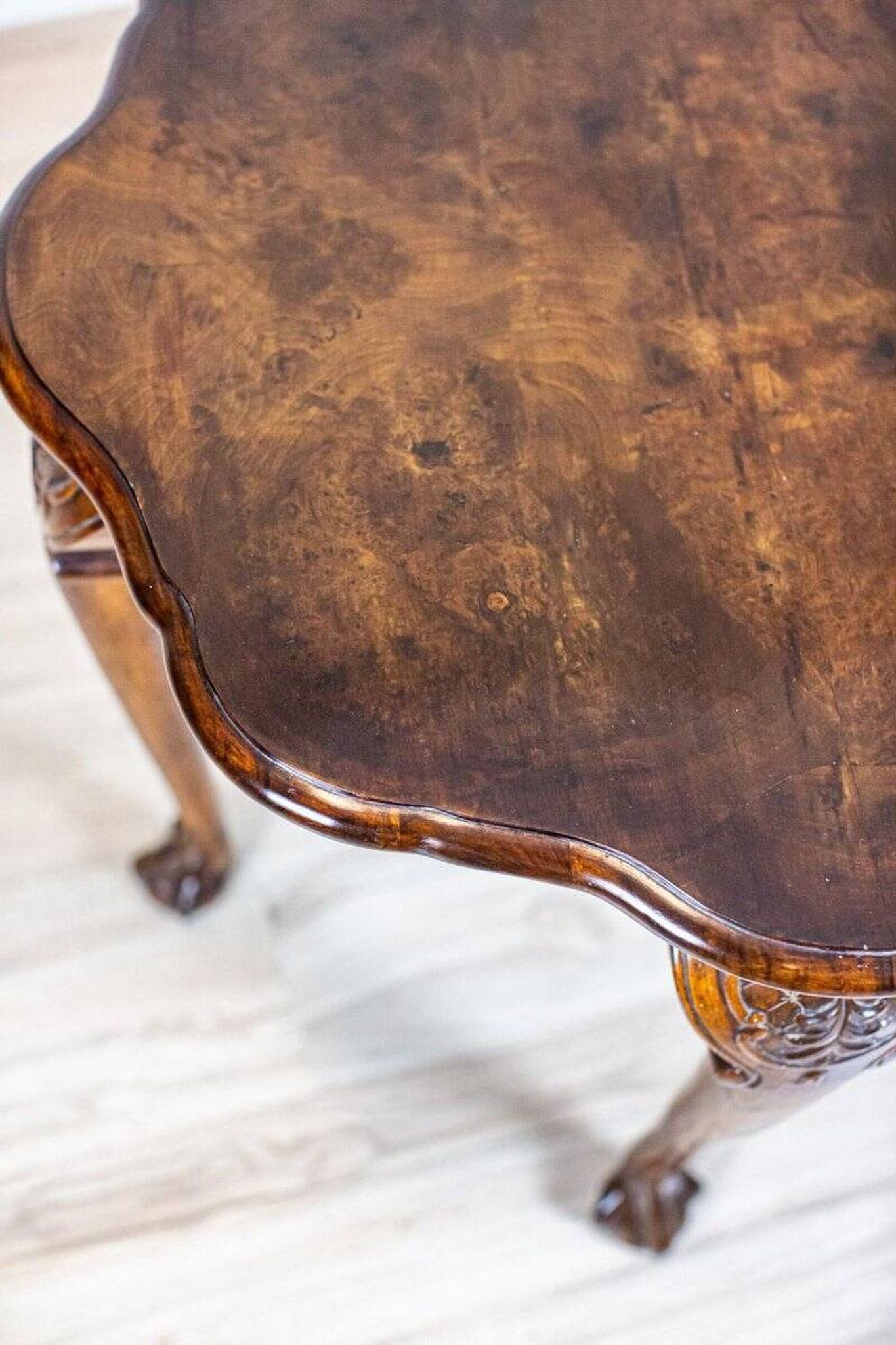Table basse en noyer vintage, années 1950