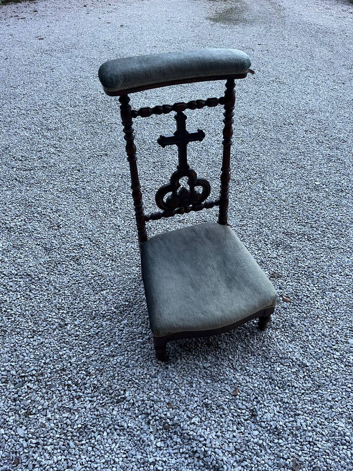 19th century prie-dieu chair
