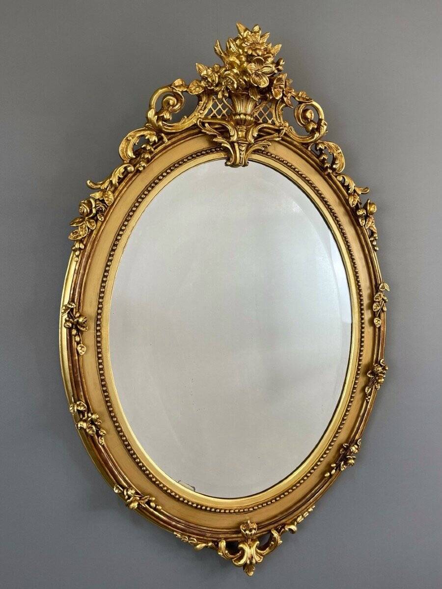 Miroir ovale en bois doré Napoléon III