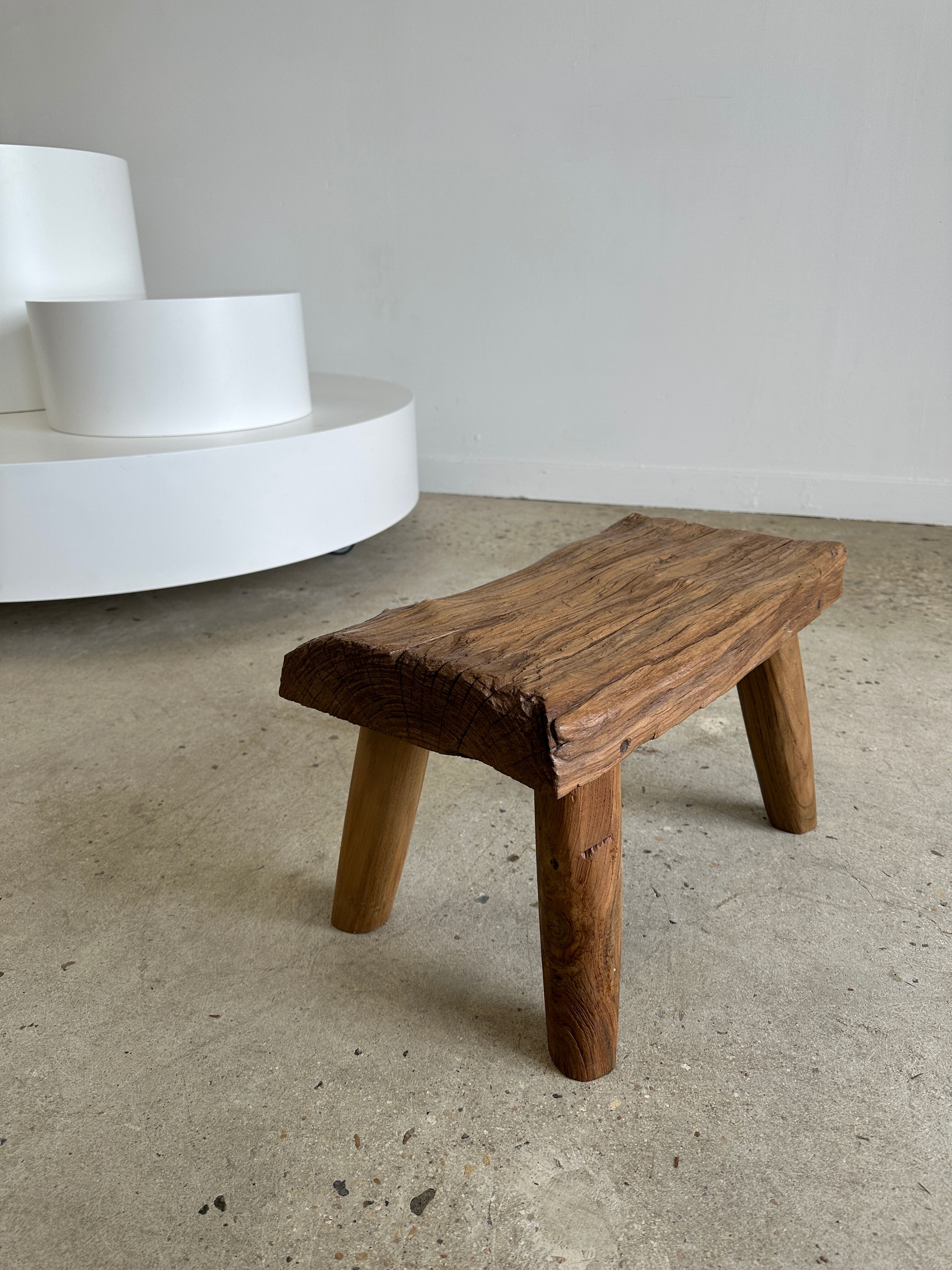 Stool in blond teak