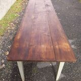 Farm table