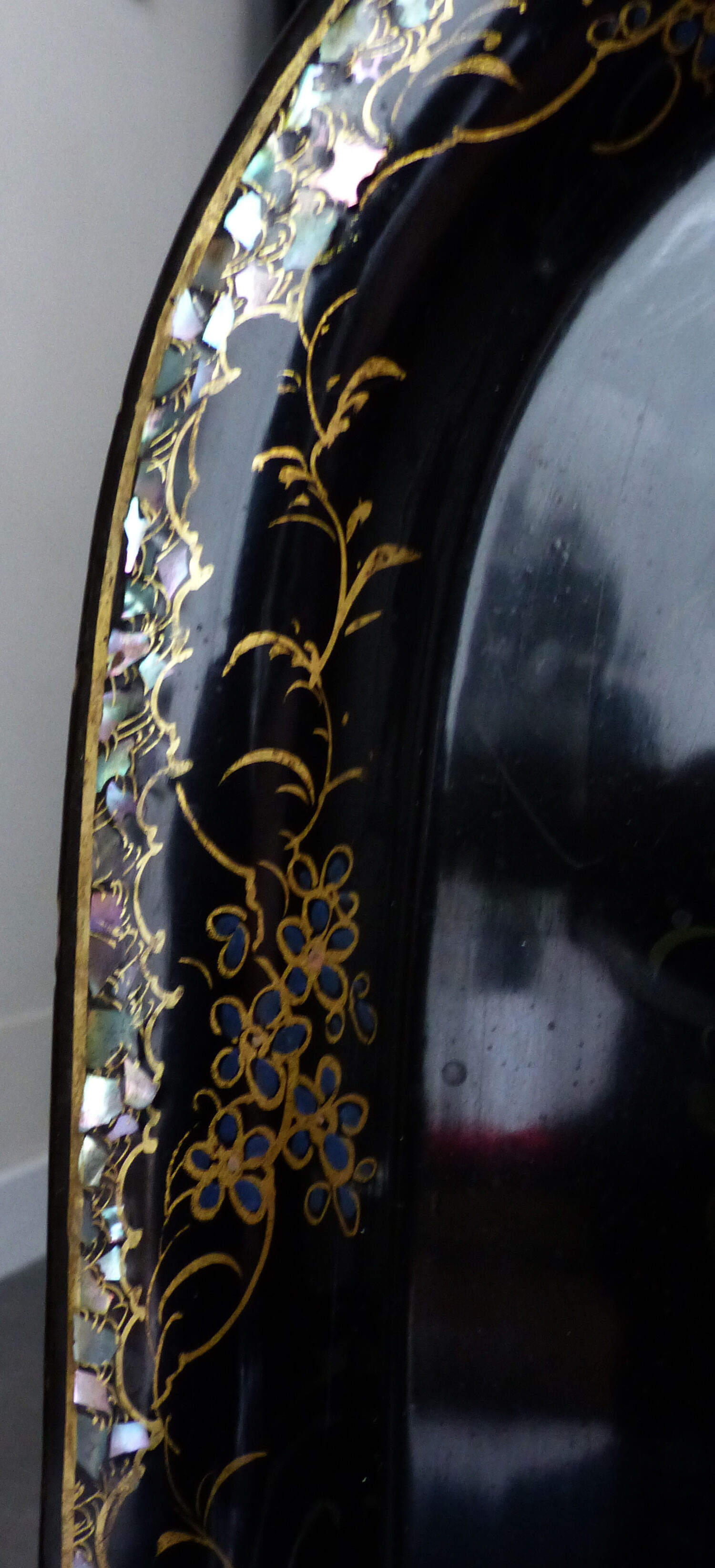 Old Napoleon III pink and mother-of-pearl inlaid tray