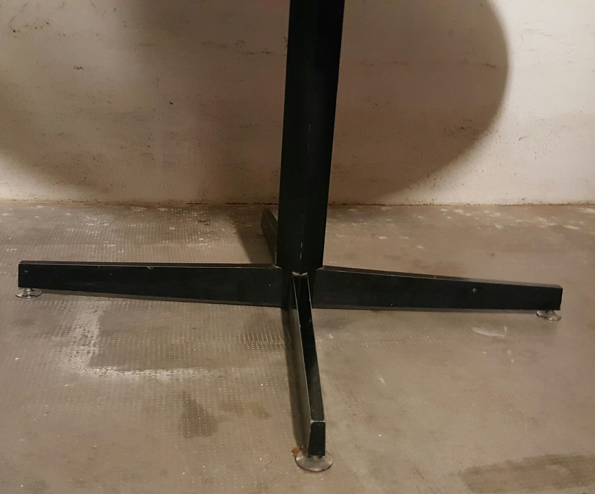 Table réglable