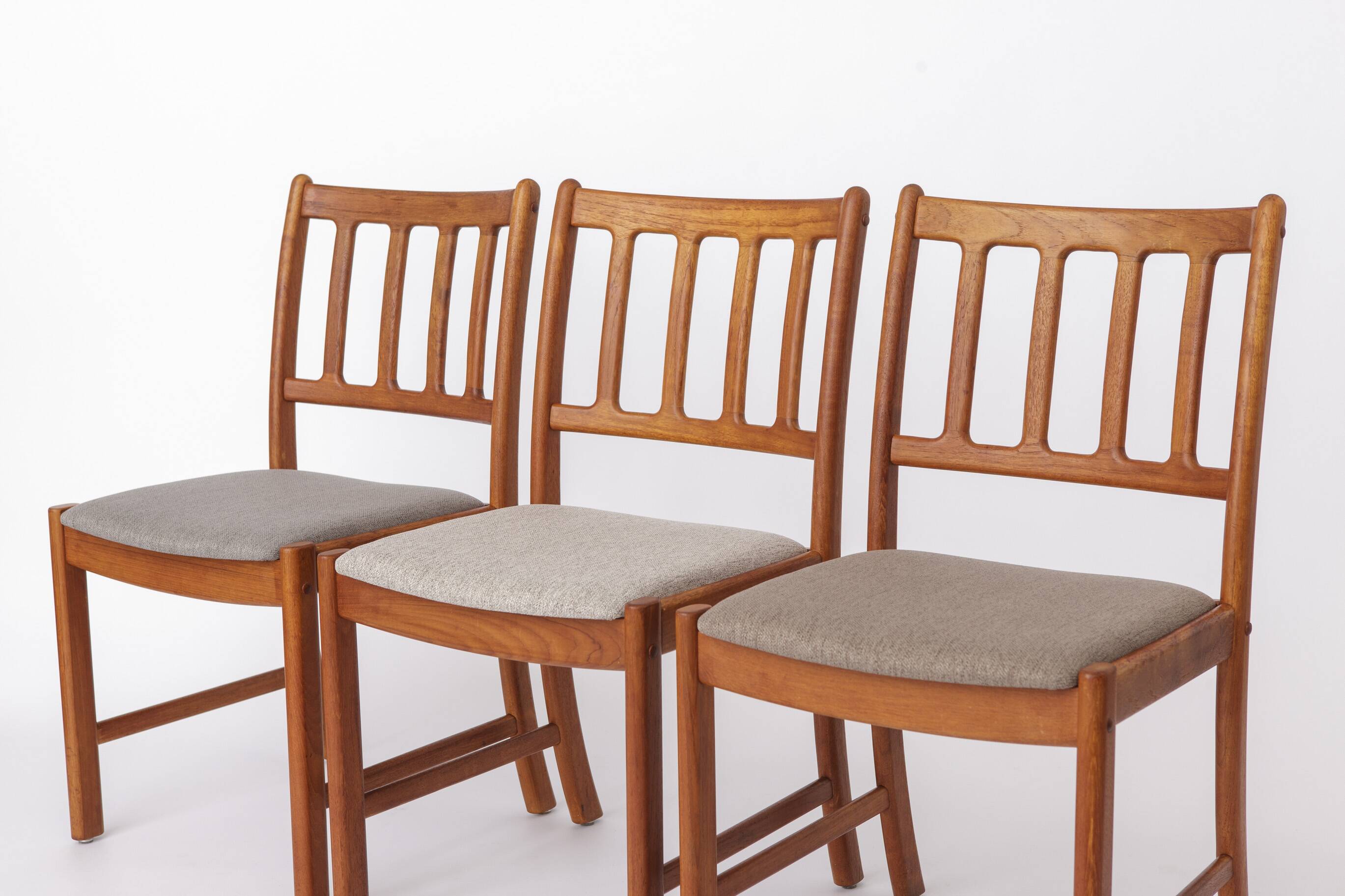 3 chaises de salle à manger Uldum Møbelfabrik en teck danois des années 1960, style mid-century.