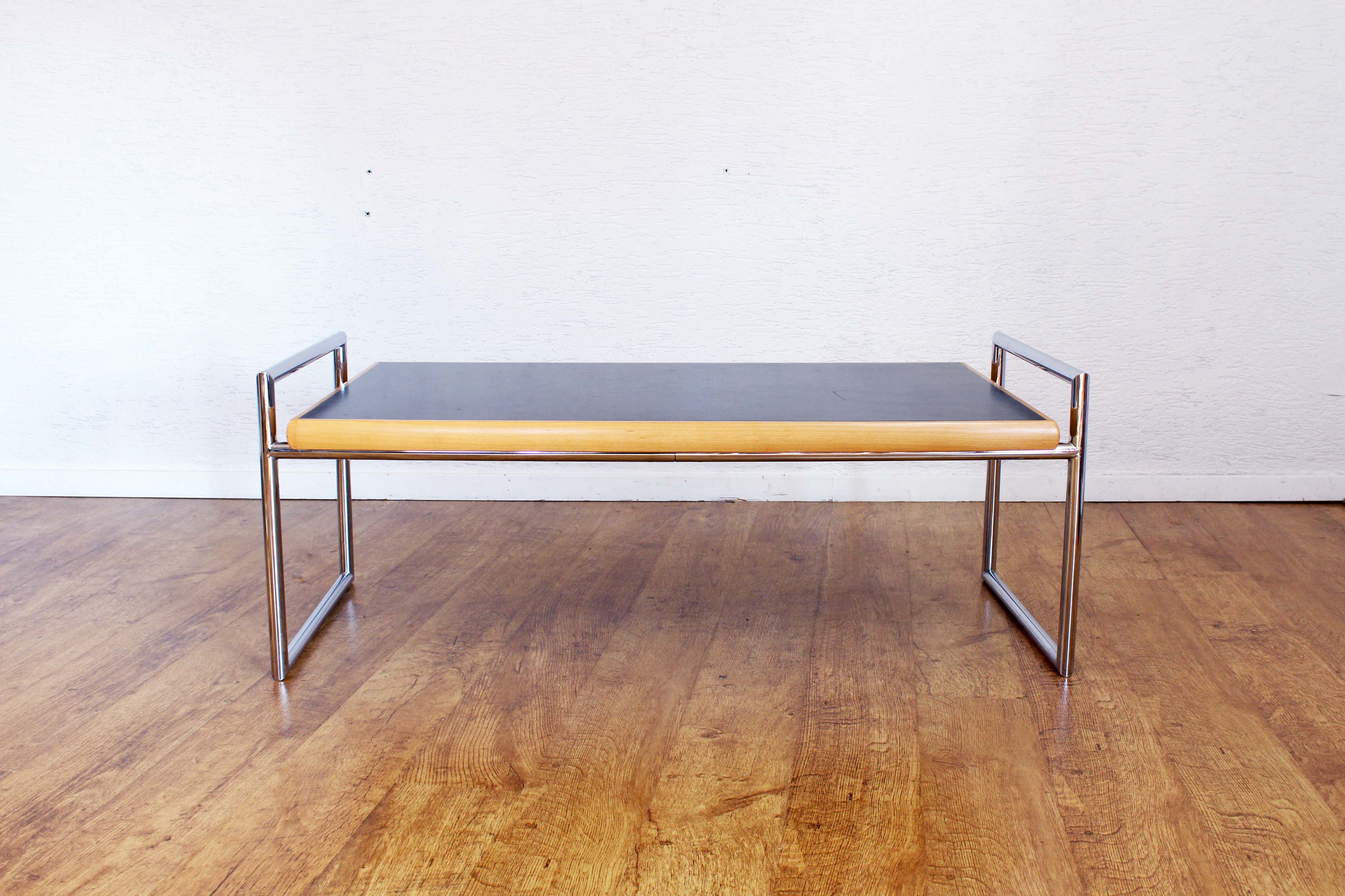 Coffee table Bauhaus style