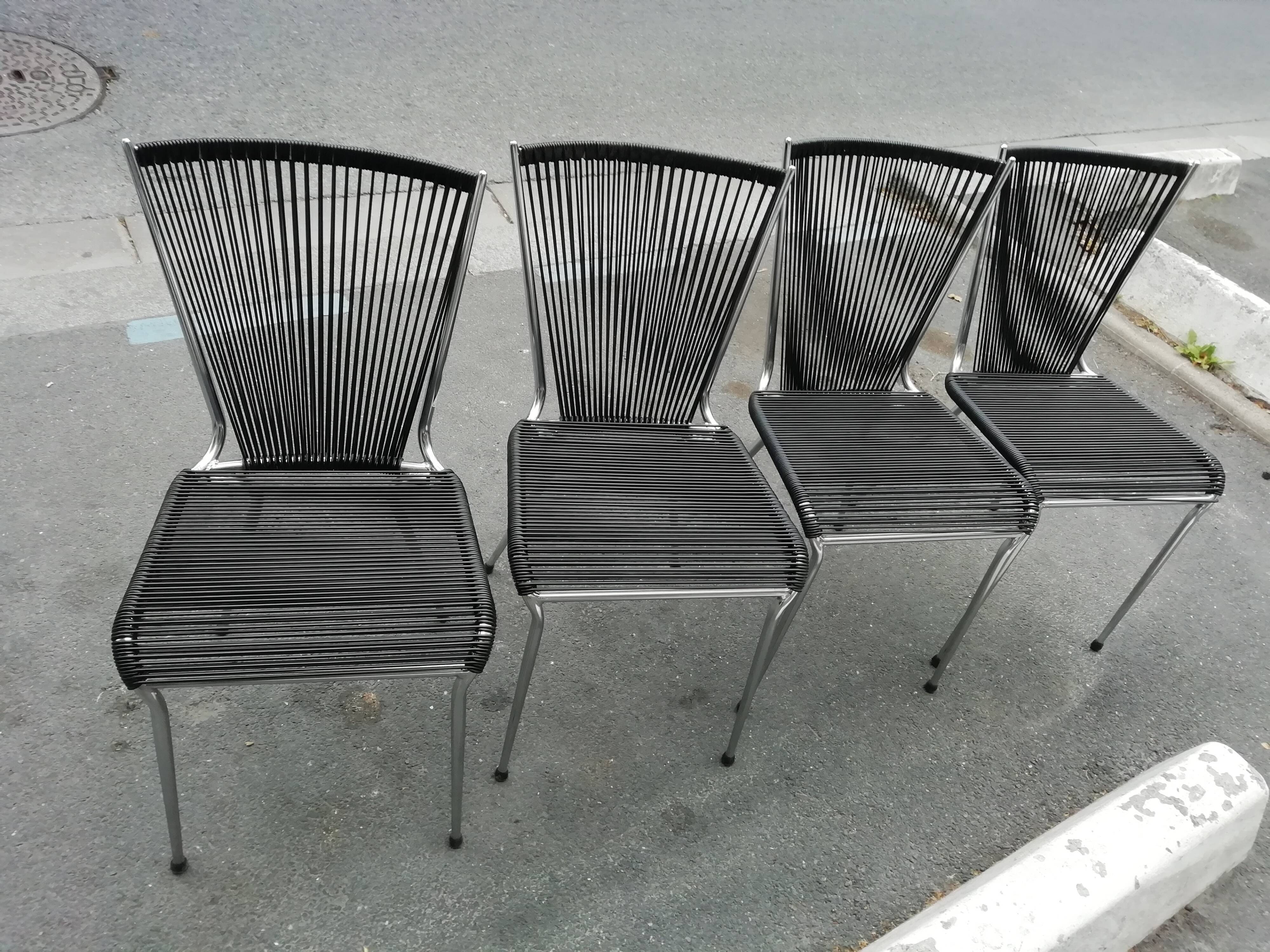 4 chairs "scoubidou"