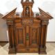 Petit Buffet Deux Corps en Noyer Massif, style Renaissance – Milieu XIXe