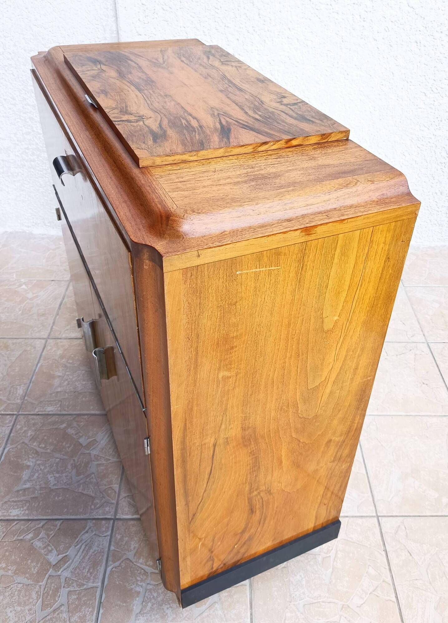 Art Deco walnut burl bar