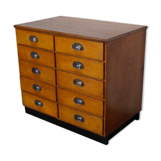 Apothecary cabinet or bank of drawers in oak and German pine mid-twentieth century