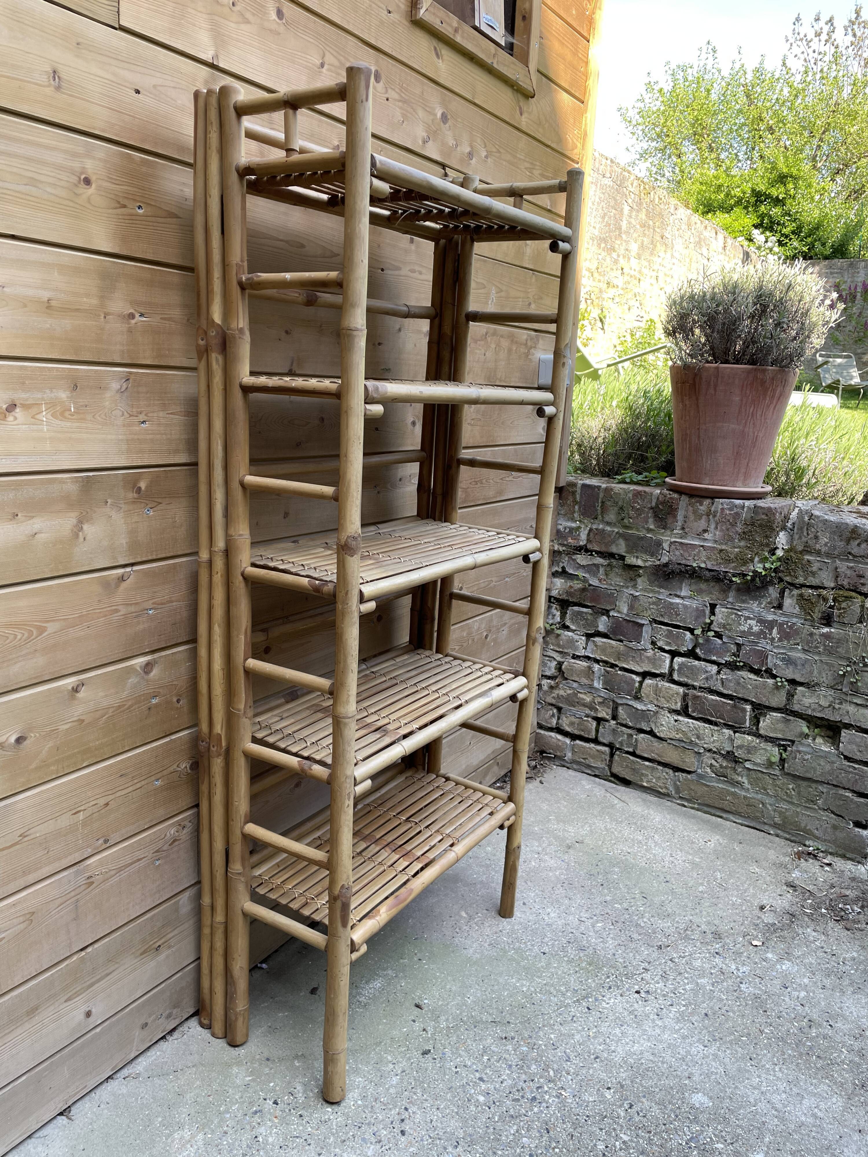 Foldable vintage bamboo bookcase