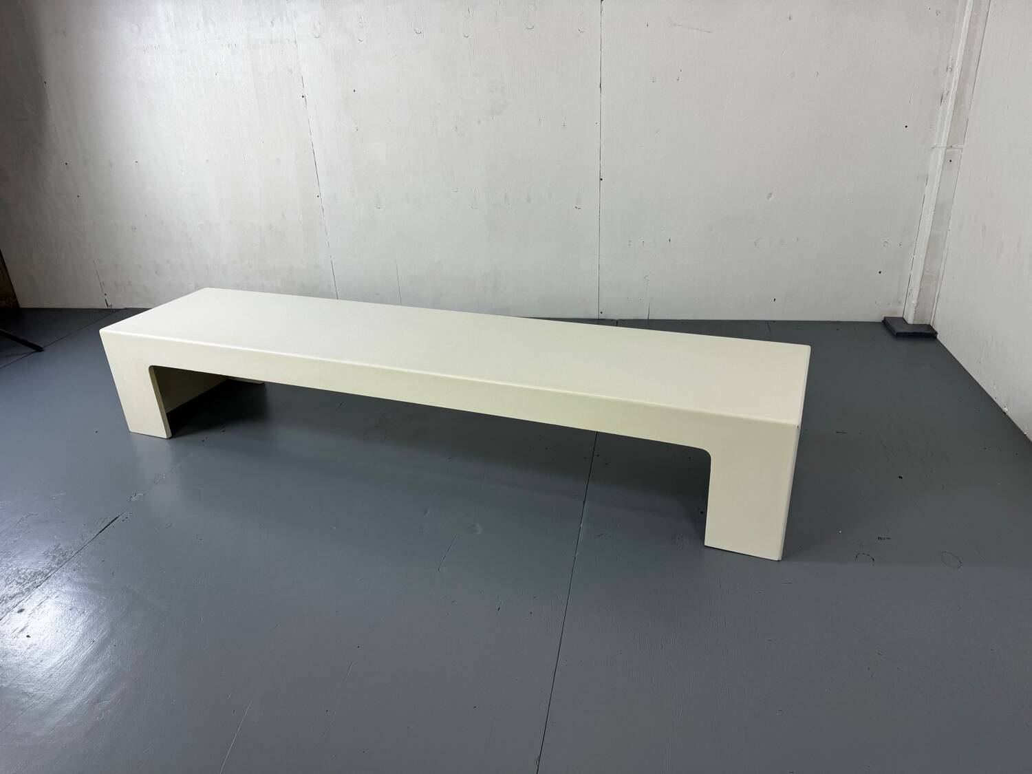 Space Age Modernist White Long Bench, Coffee Table 1970s
