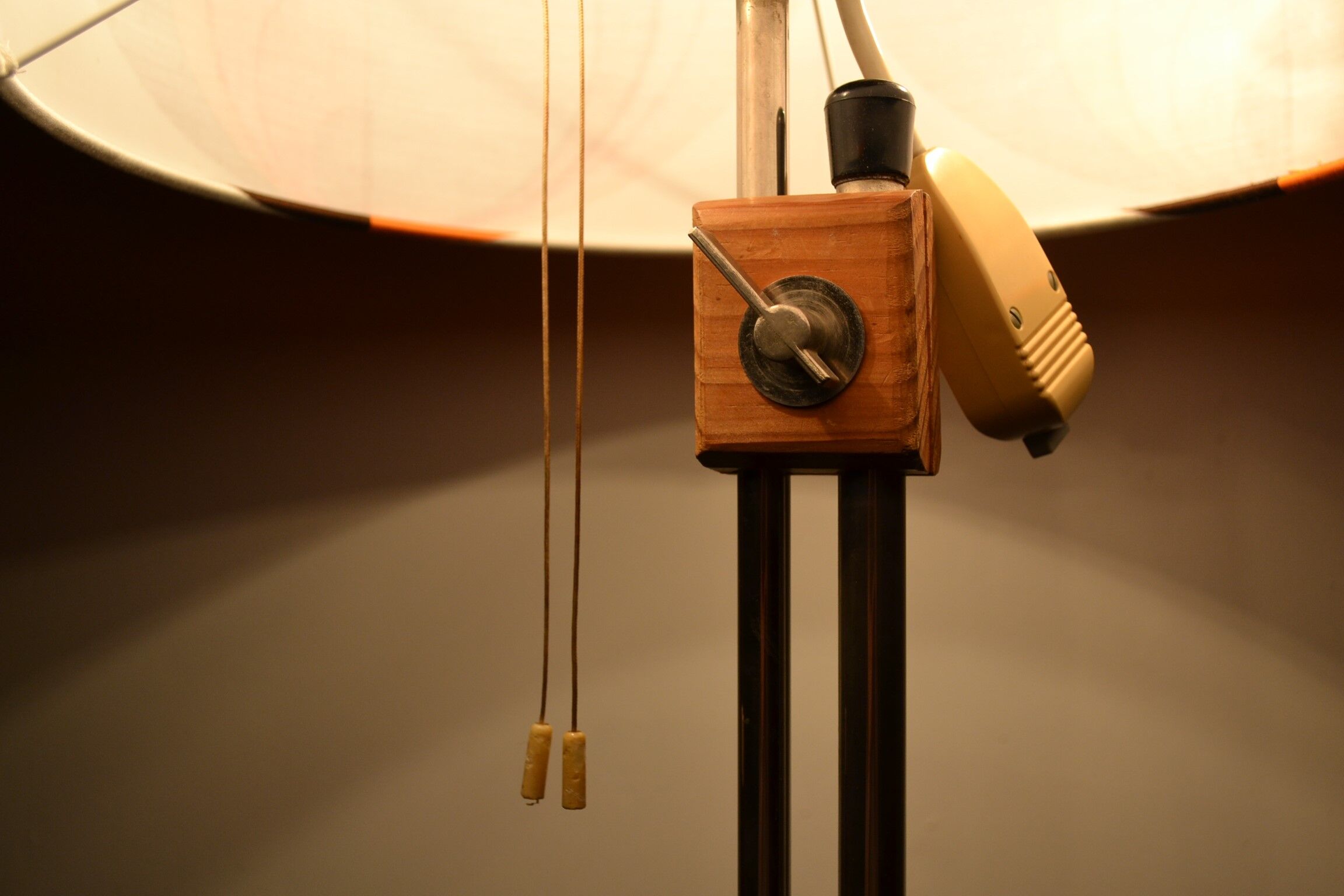 Lamppost sliding psychedelic 70s vintage