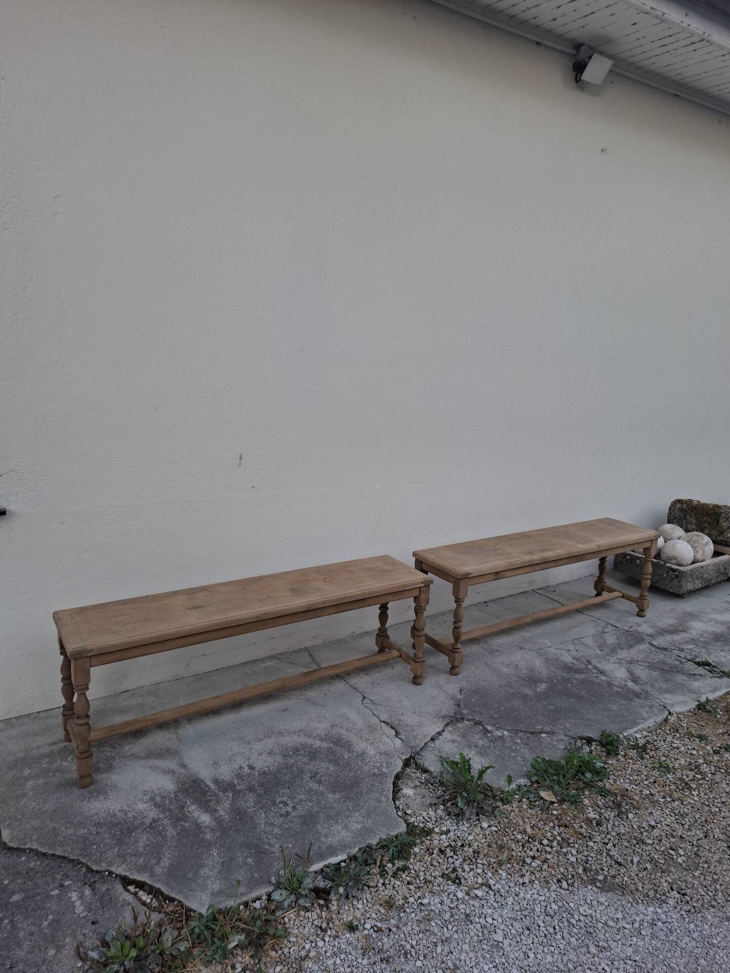 Paire de bancs de ferme rustique ancien entièrement Aérogommer