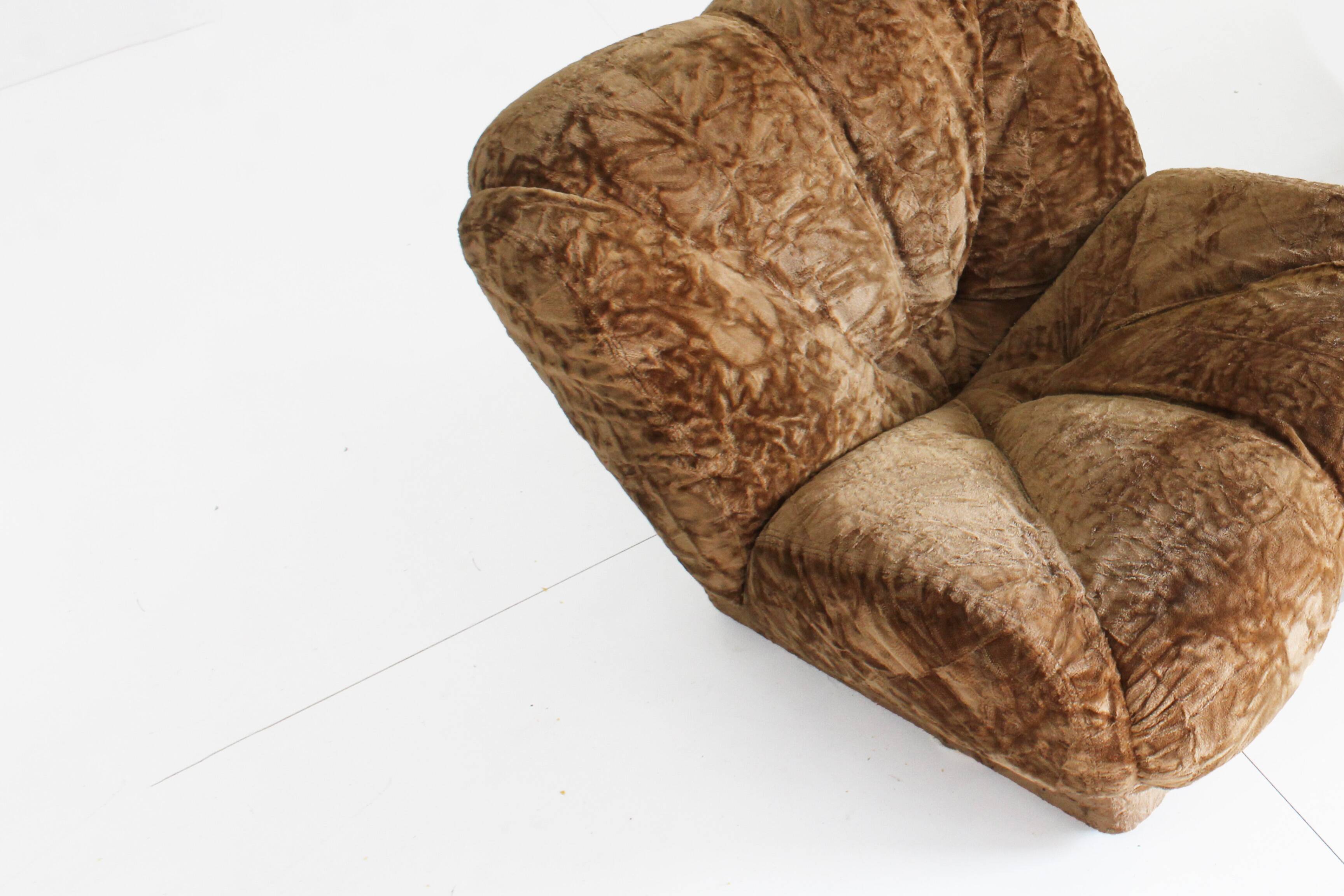 Vintage italian armchair velvet 1970s