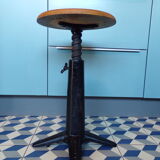Cast-iron Singer stool 1930