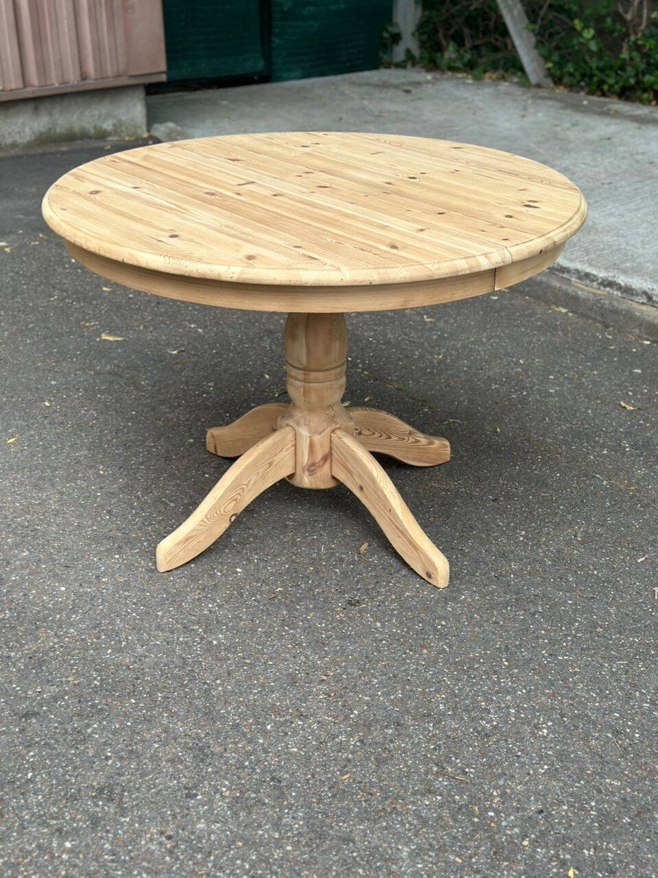 Table de repas ronde extensible en bois massif brut