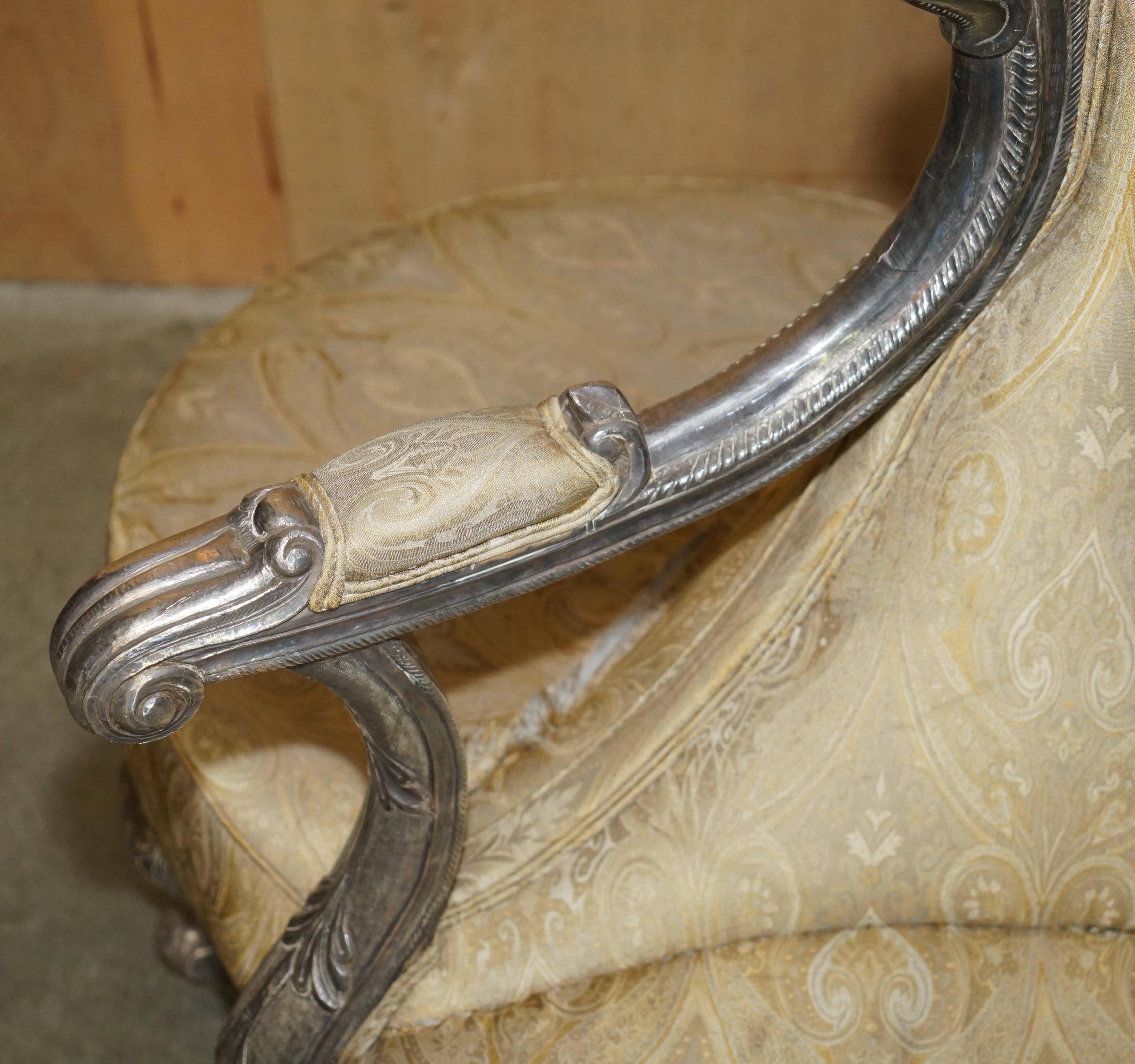 Silver-plated sculpted "Tete a Tete" canapé conversation, antique 19th century.