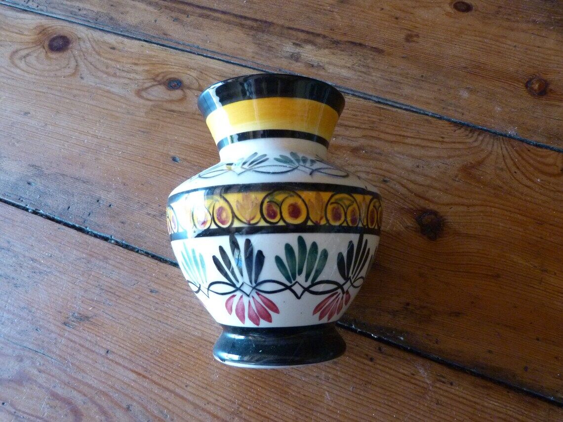 Vase vintage breton St Jean De Bretagne faience