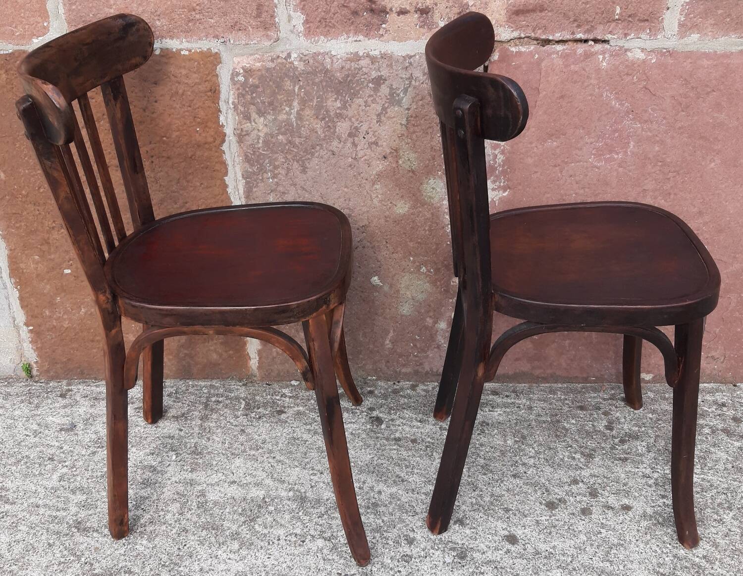 Bistro chairs (set of 2)