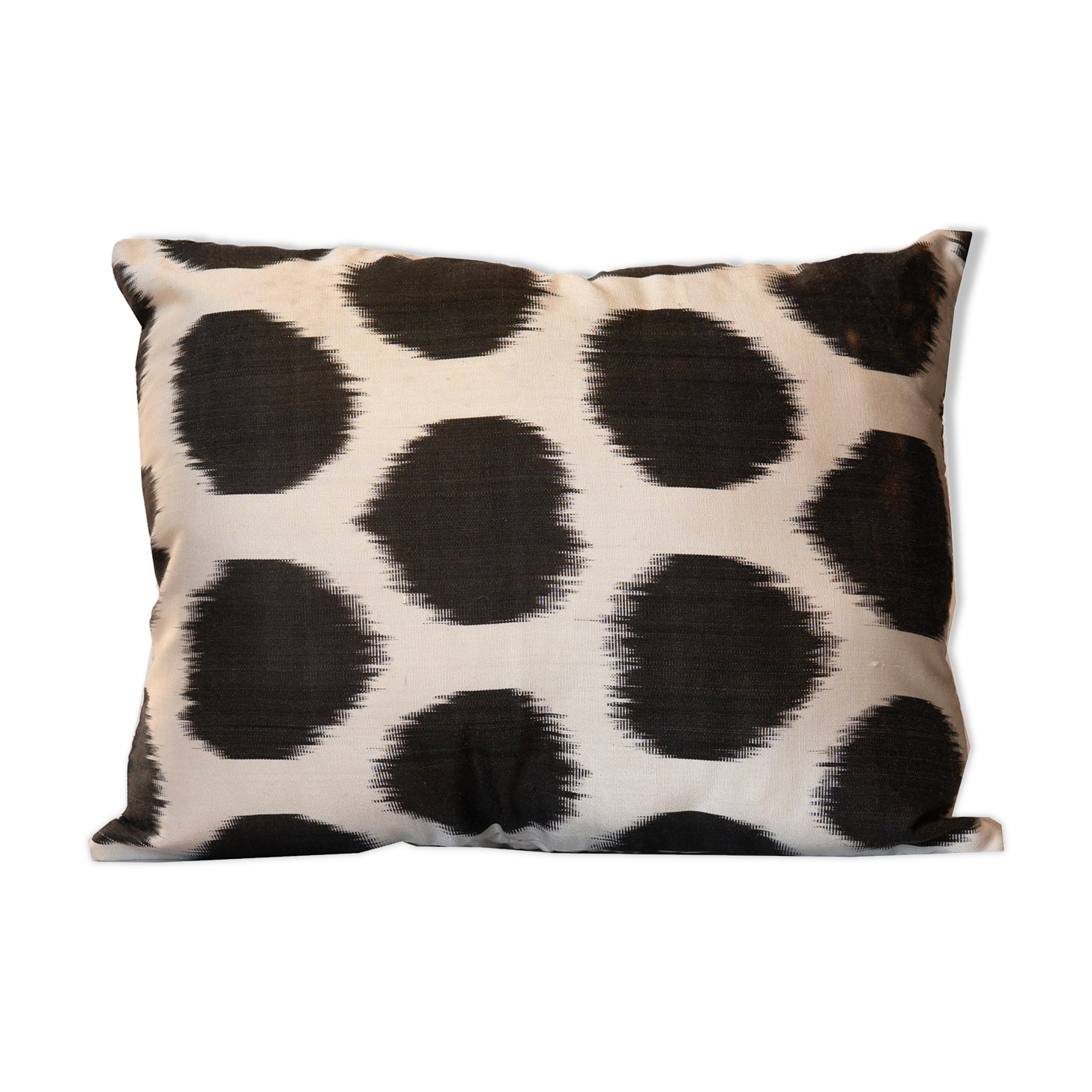Black ivory Silk Spotted Cushion Cover