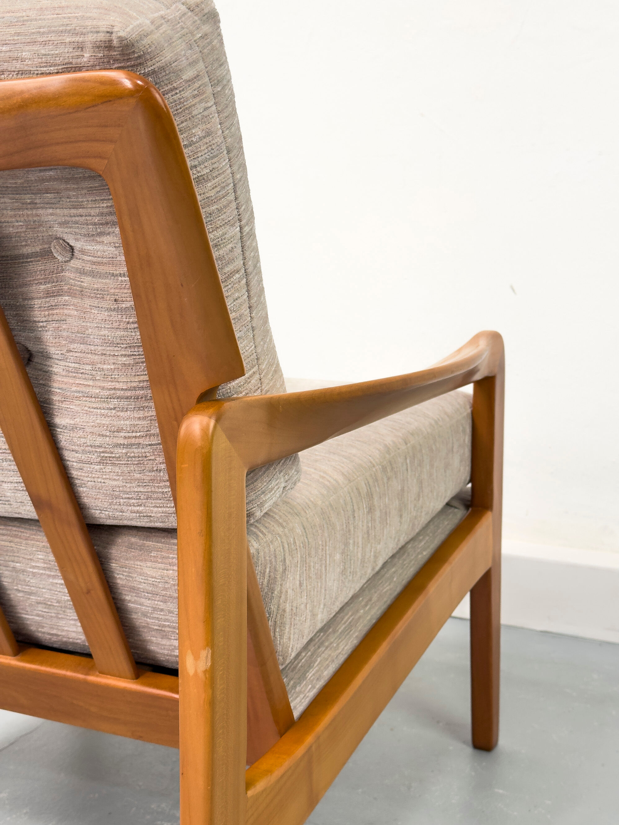 Paire de fauteuils, 1960s