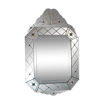 Venetian mirror with pareclose 19th / 20th century Height 80 cm