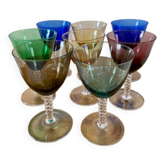8 colored twisted stem wine glasses