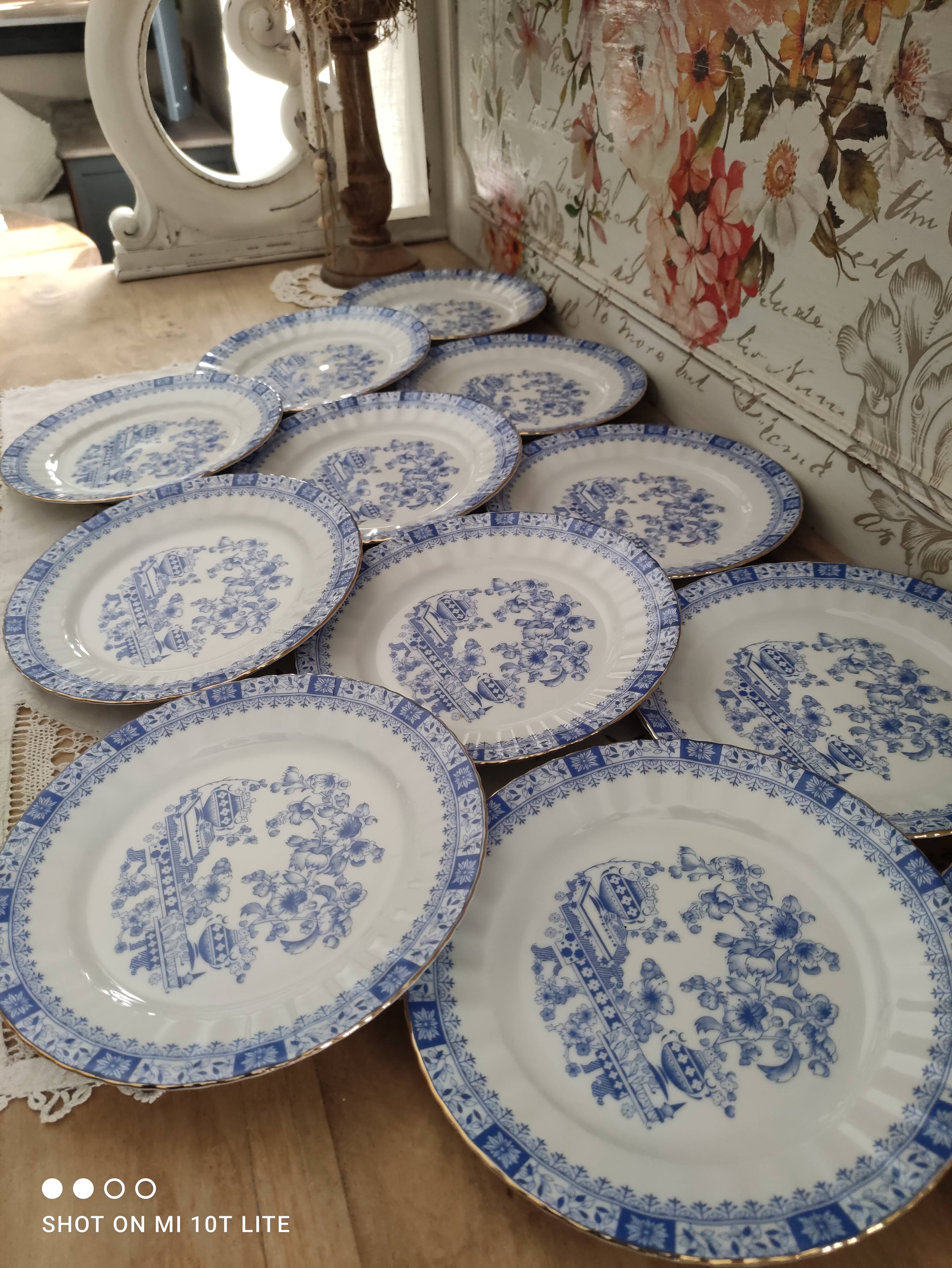 Set of 12 Bavaria porcelain dessert plates model China Blau