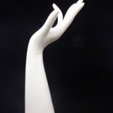 White ceramic baguier hand