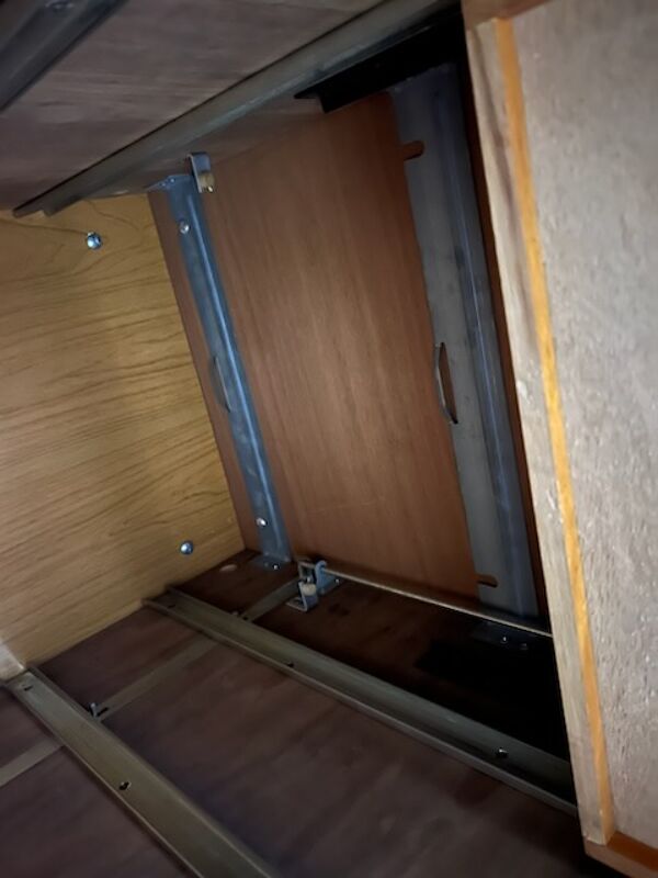 Bureau en bois ancien