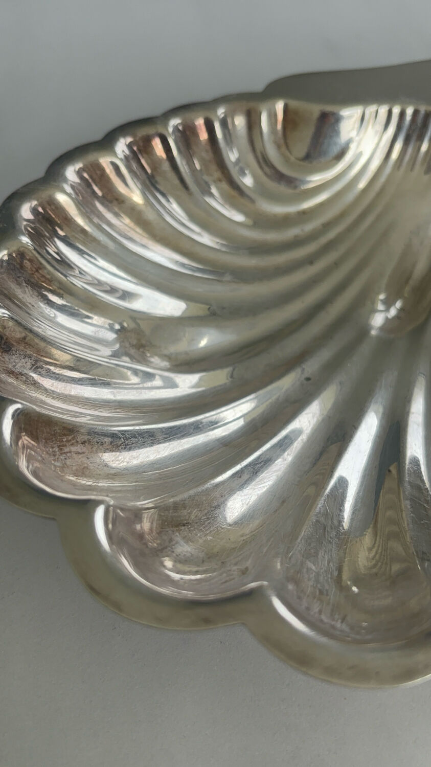 Silver-plated shell catchall – vintage shell decorative tray