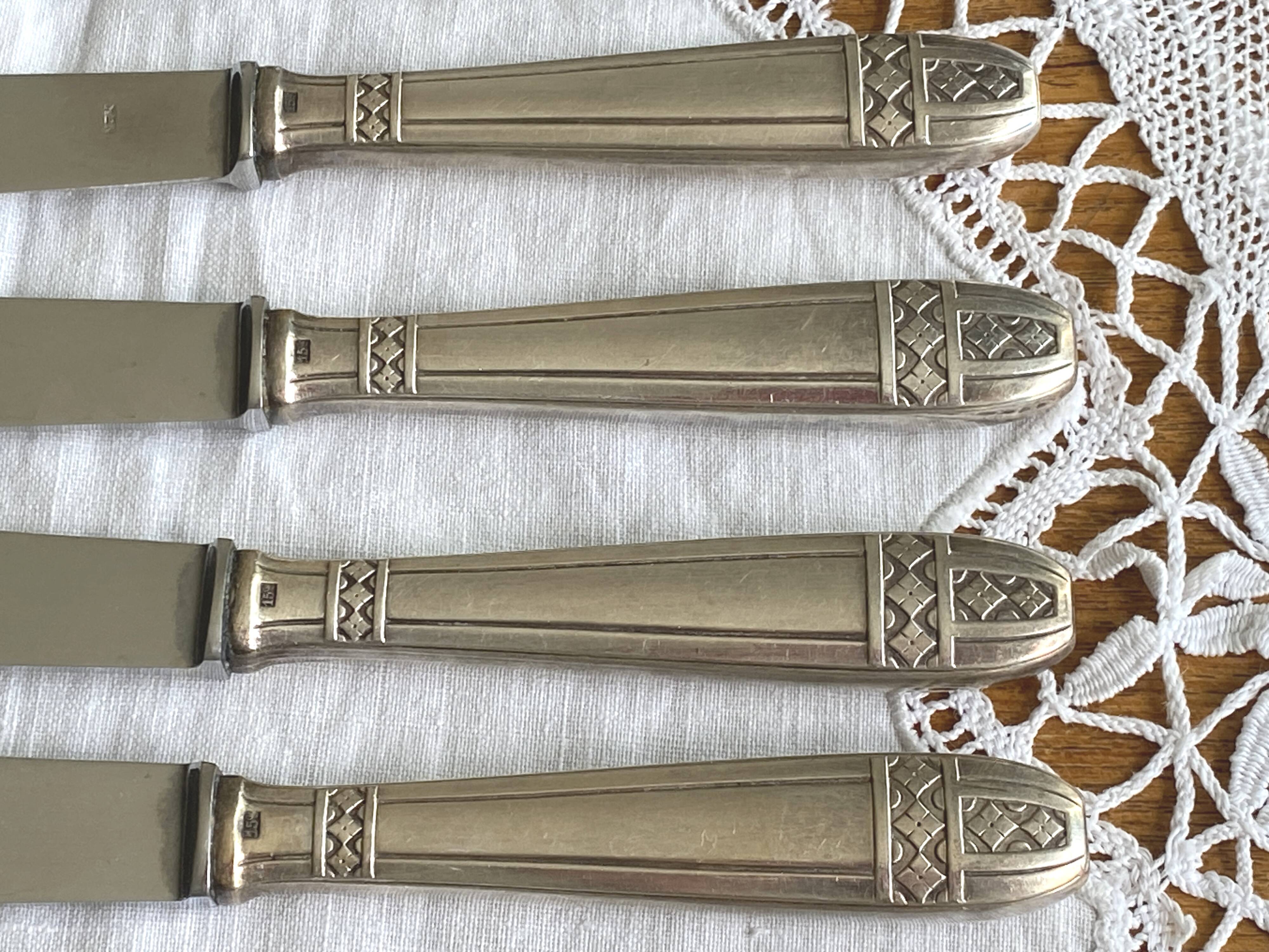 8 dessert knives, silver-plated cheese model Grand Prix de Monaco.
