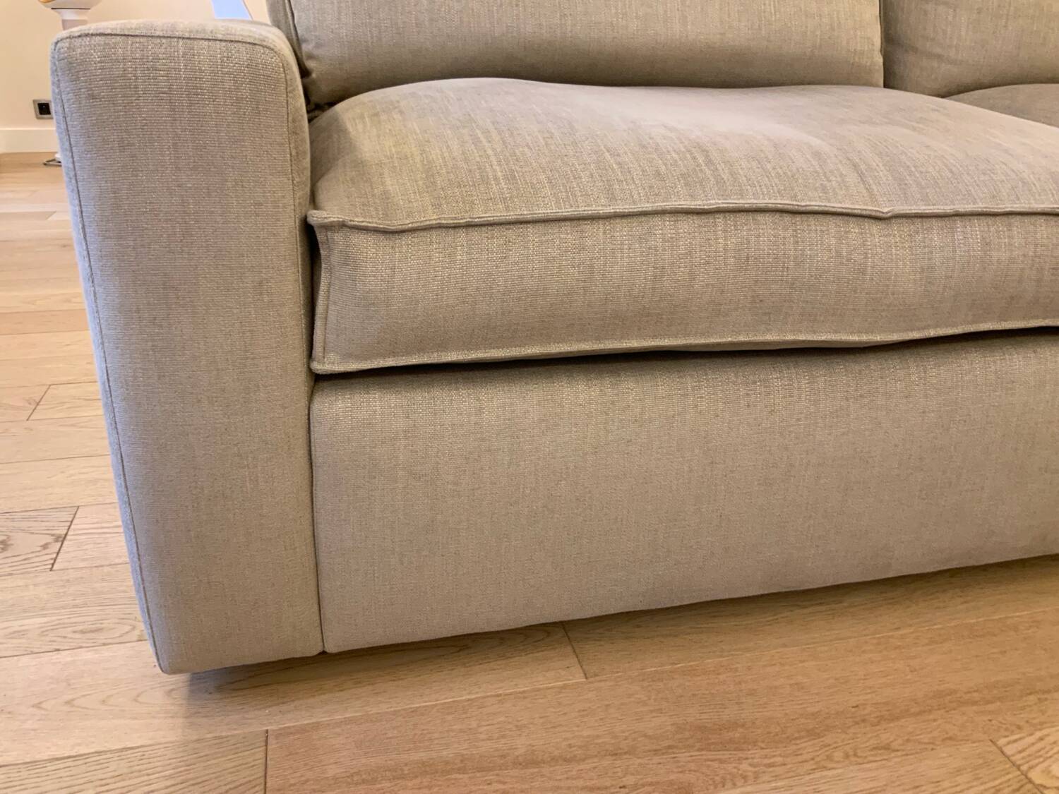 Maries Corner 3-seater sofa Dakota model in mottled beige color