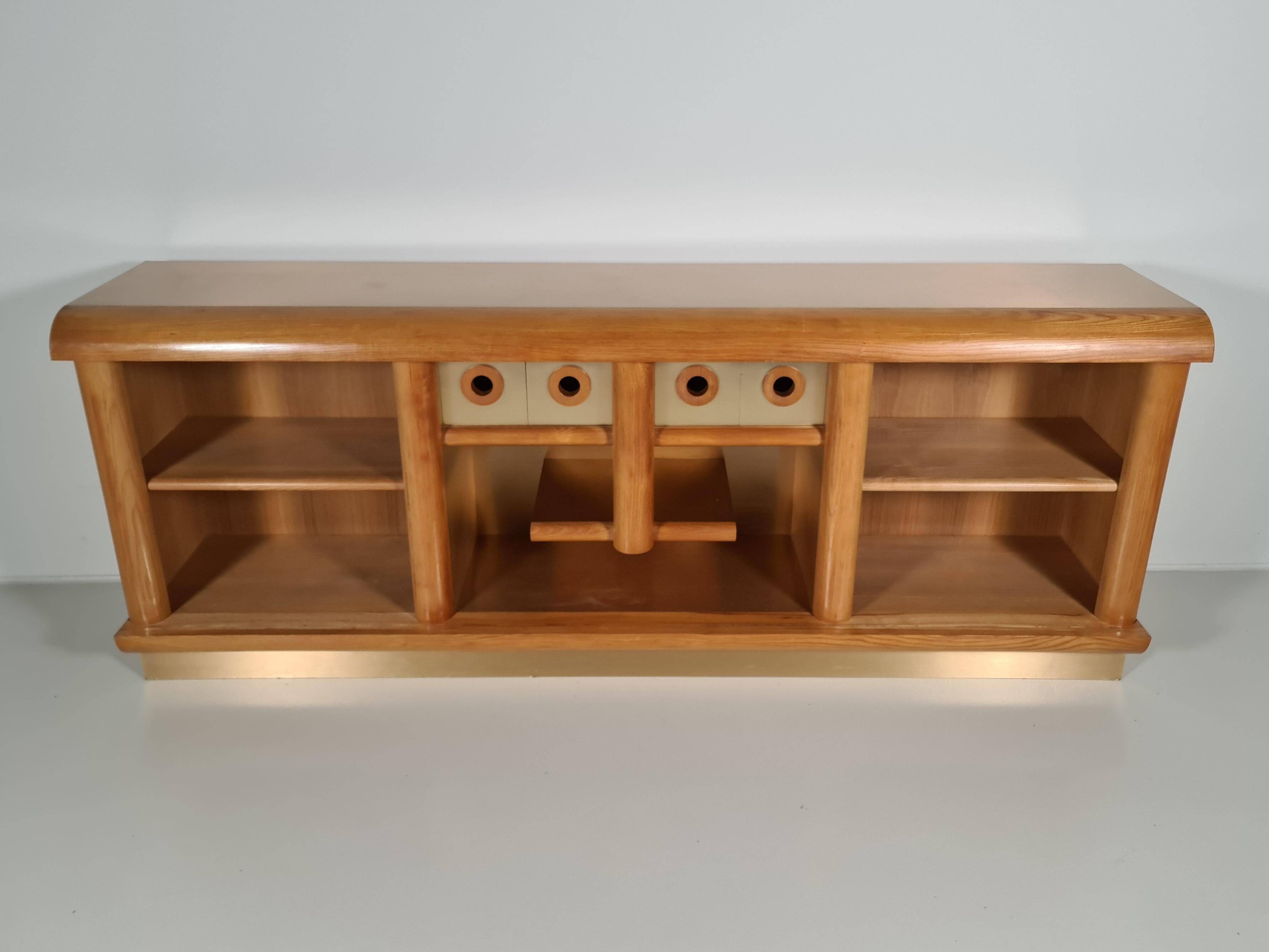 Enfilade/Credenza in oak and brushed brass, Italy, 1970