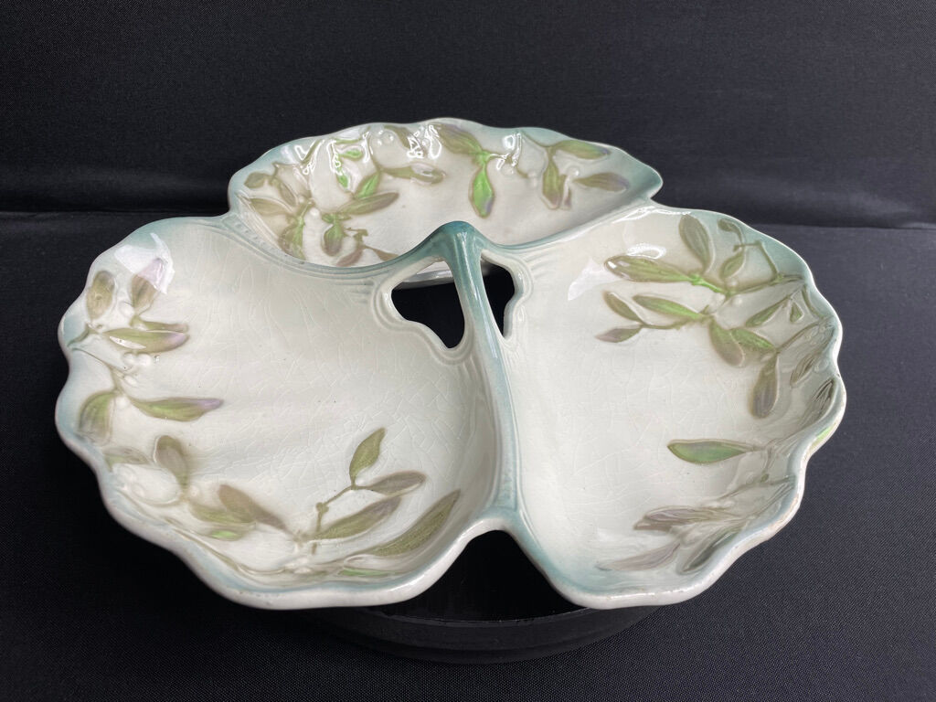 Faiencerie de Saint-Clément - Service dish "called beggar" - Art Deco - Earthenware - Mistletoe décor