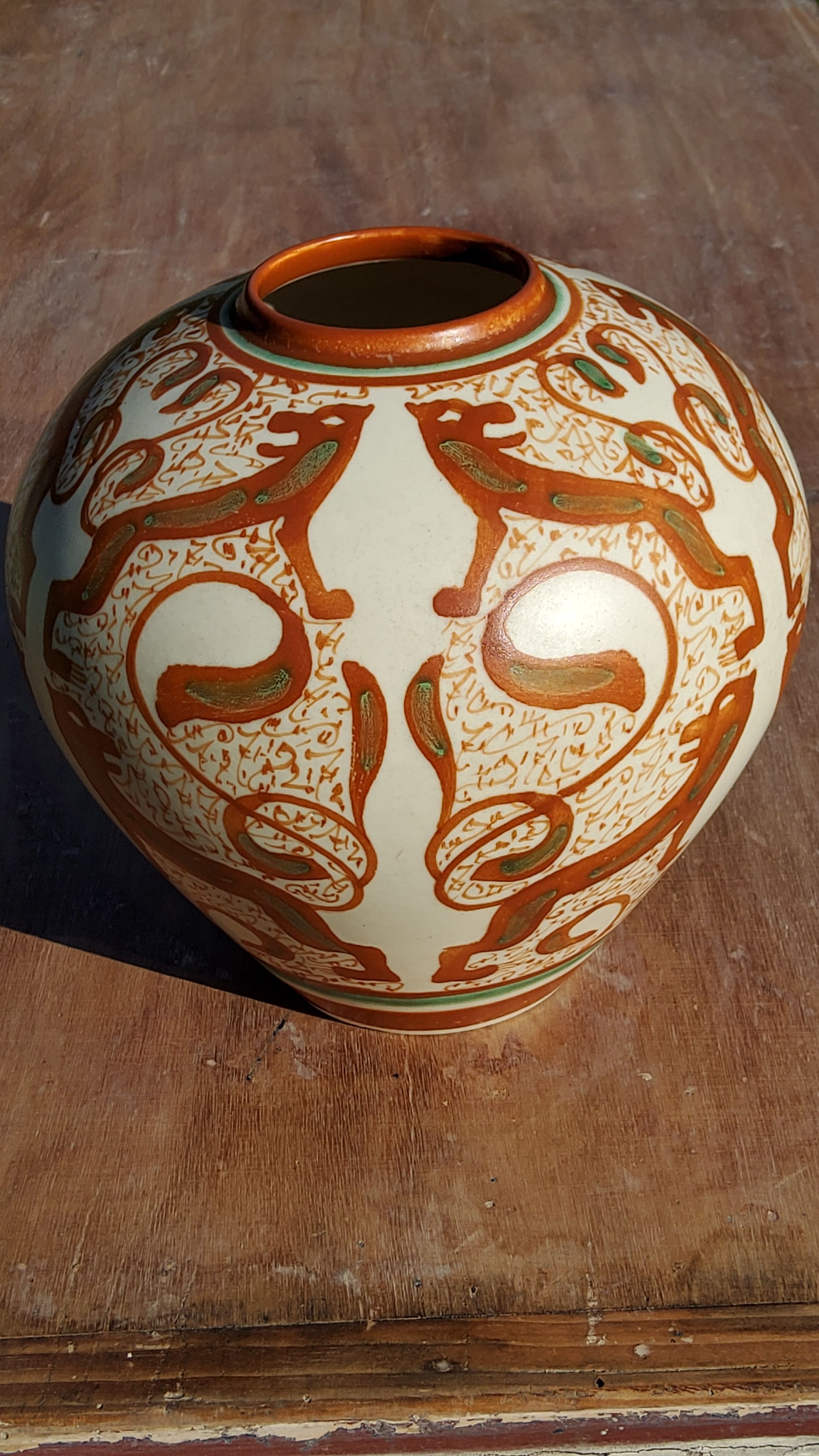Goedewaagen Gouda Holland art deco ceramic vase