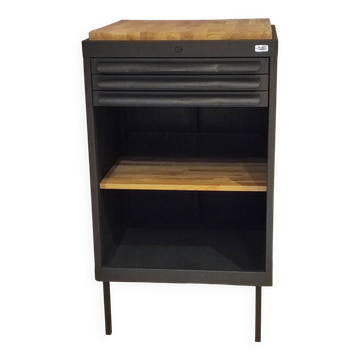 Servante des années 60